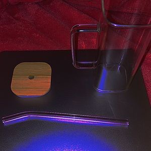 pink and clear glass cup 🤍